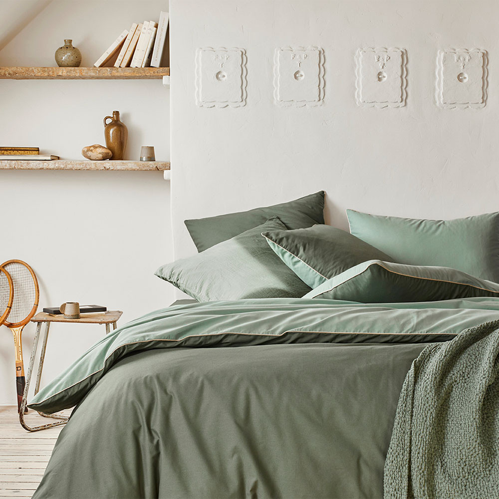Housse de couette vert palme / aloe bicolore en coton chez olyreve