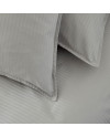 Drap plat jacquard de satin Grand hôtel chez Olyrêve Literie