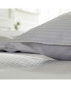 Drap plat jacquard de satin Grand hôtel chez Olyrêve Literie